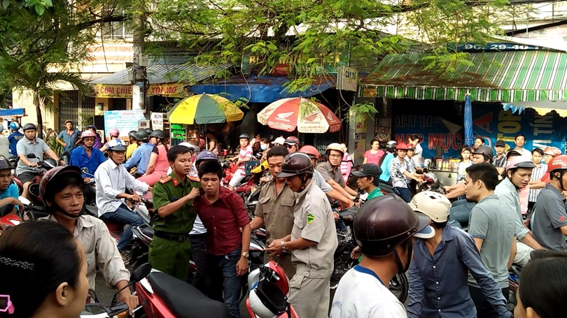 Nữ công nhân dùng MBH khống chế tên cướp